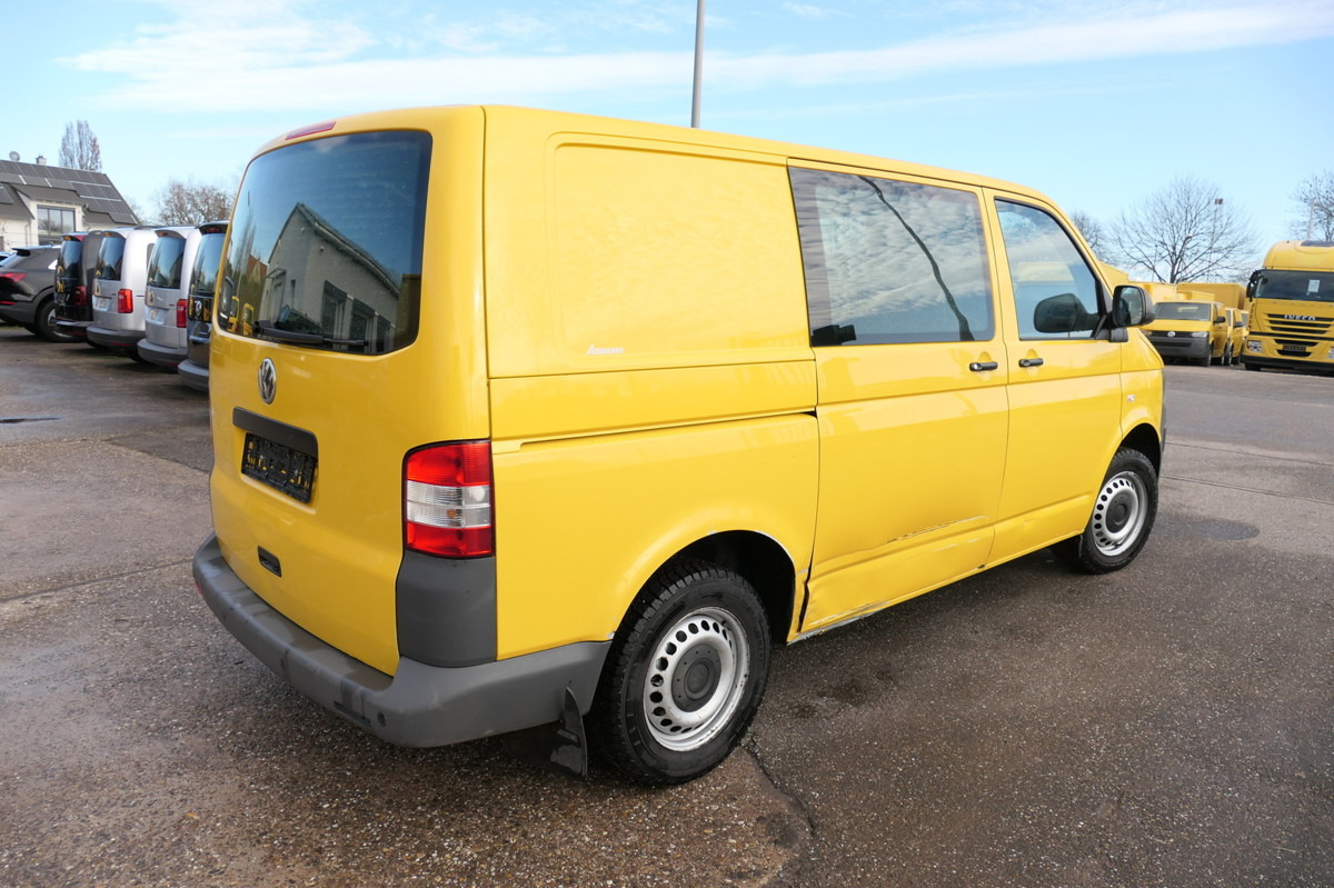 VW T5 Transporter 2.0 TDI PARKTRONIK EURO-5 2xSCHIE - Furgoneta pequeña: foto 4 VW T5 Transporter 2.0 TDI PARKTRONIK EURO-5 2xSCHIE - Furgoneta pequeña: foto 4