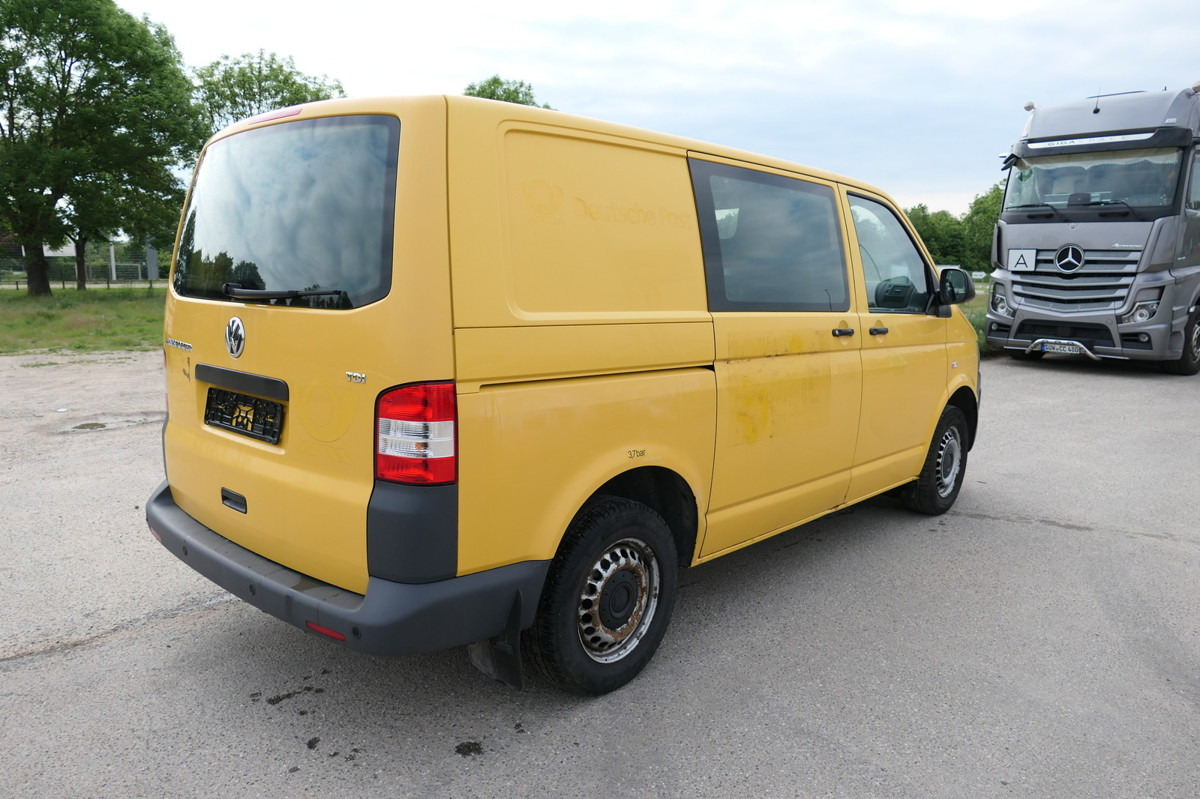 VW T5 Transporter 2.0 TDI PARKTRONIK EURO-5 2xSCHIE - Furgoneta pequeña: foto 4 VW T5 Transporter 2.0 TDI PARKTRONIK EURO-5 2xSCHIE - Furgoneta pequeña: foto 4