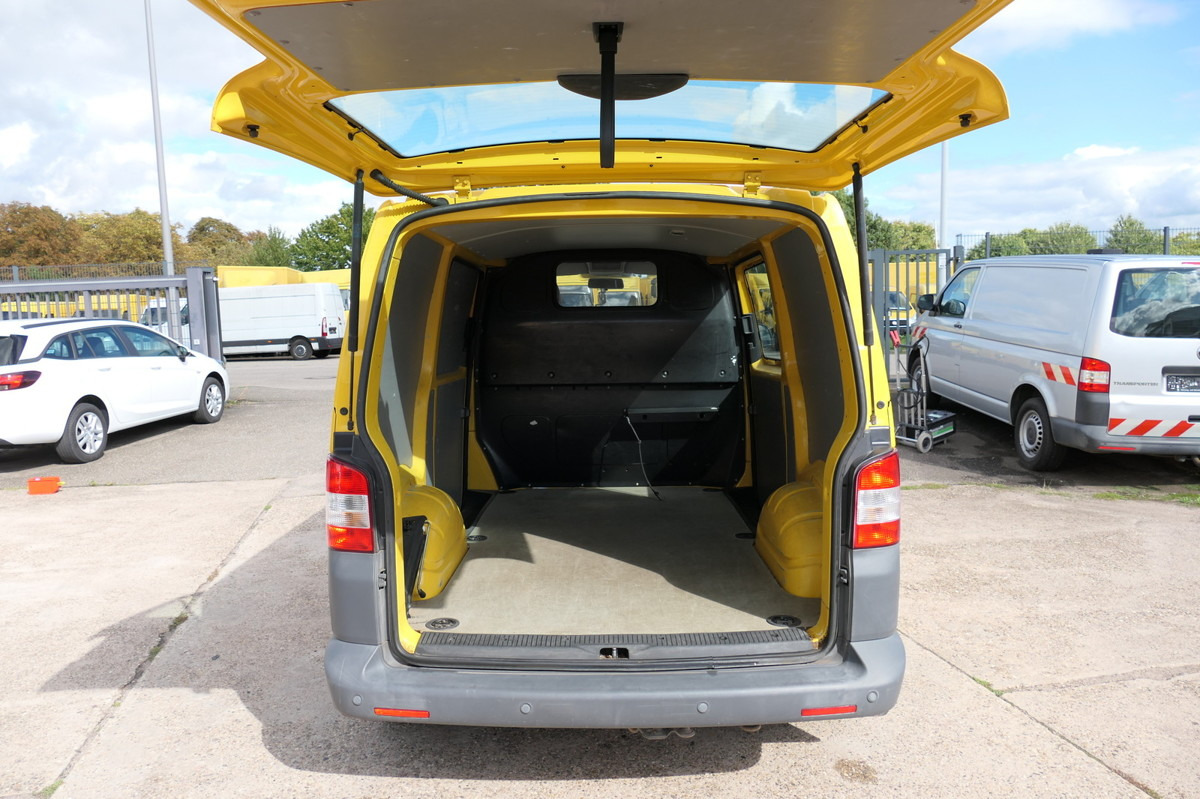 VW T5 Transporter 2.0 TDI PARKTRONIK EURO-5 2xSCHIE - Furgoneta pequeña: foto 5 VW T5 Transporter 2.0 TDI PARKTRONIK EURO-5 2xSCHIE - Furgoneta pequeña: foto 5
