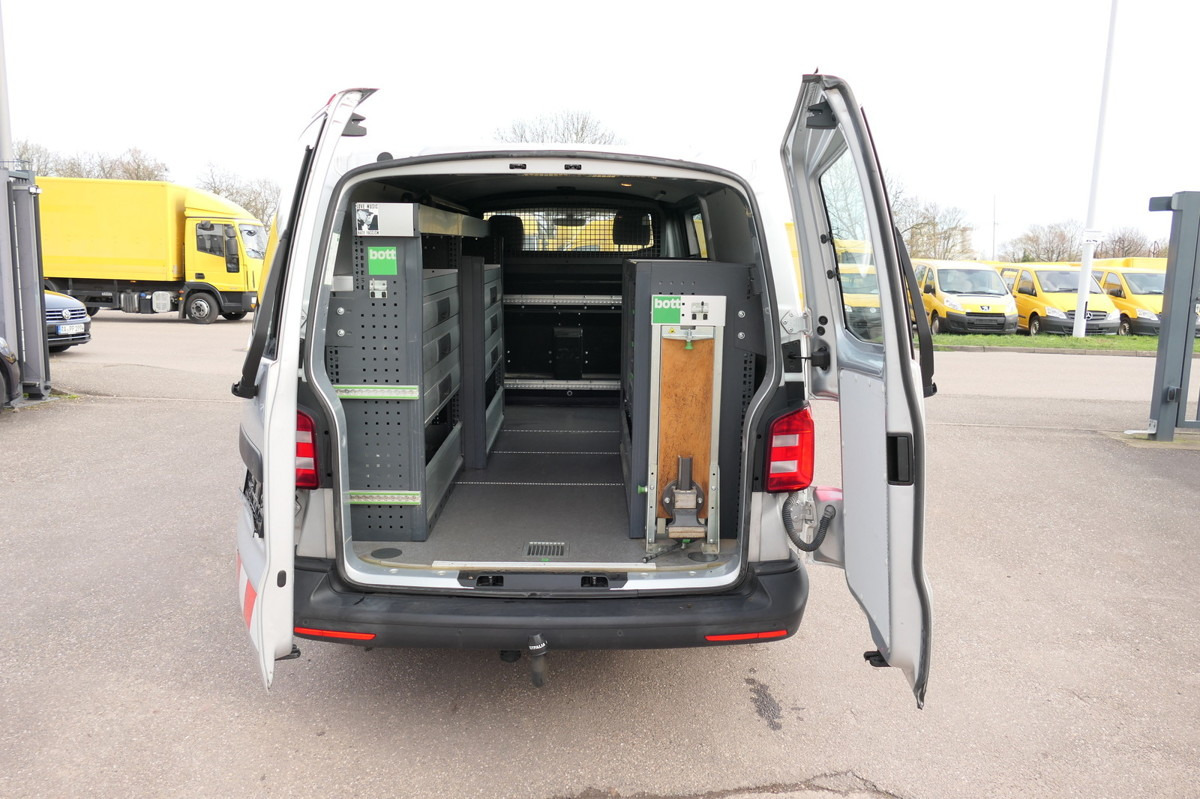 VW T6 2.0 TDI lang 4 Motion 2-SITZER AHK KLIMA WERK - Furgoneta pequeña: foto 2 VW T6 2.0 TDI lang 4 Motion 2-SITZER AHK KLIMA WERK - Furgoneta pequeña: foto 2