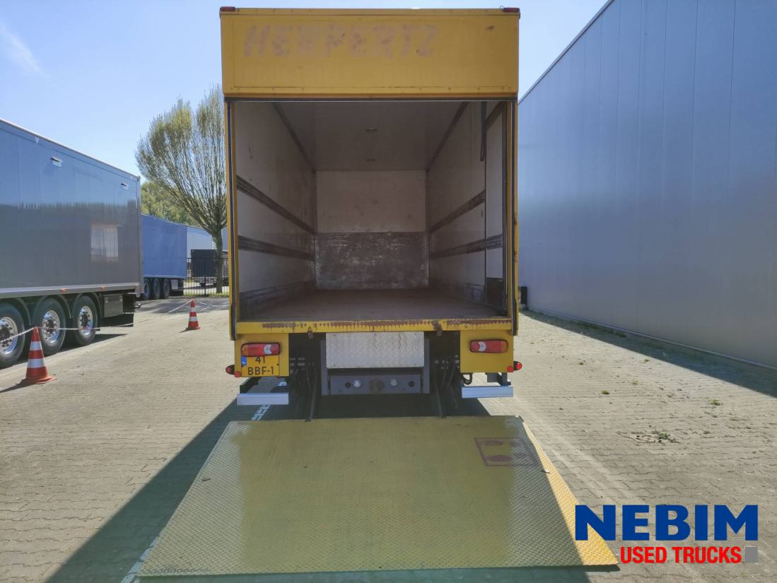 Volvo FL 240 500.388km - Camión caja cerrada: foto 4 Volvo FL 240 500.388km - Camión caja cerrada: foto 4