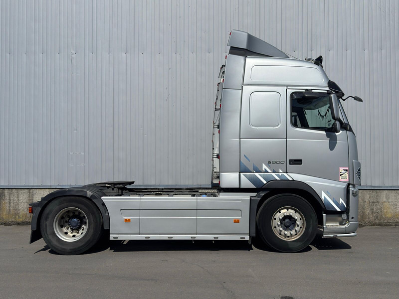 Volvo FH 500 OCEAN RACE LIMTED EDITION - Cabeza tractora: foto 2 Volvo FH 500 OCEAN RACE LIMTED EDITION - Cabeza tractora: foto 2