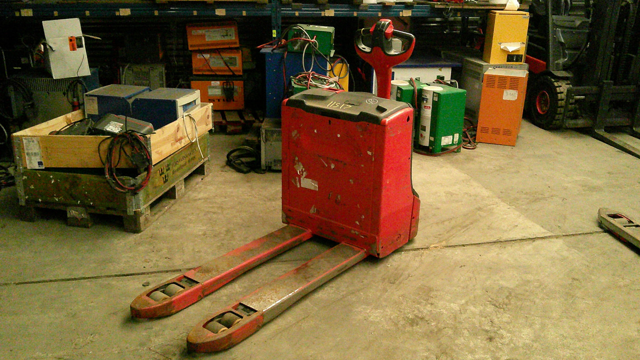 LINDE T16 - Transpaleta: foto 1 LINDE T16 - Transpaleta: foto 1