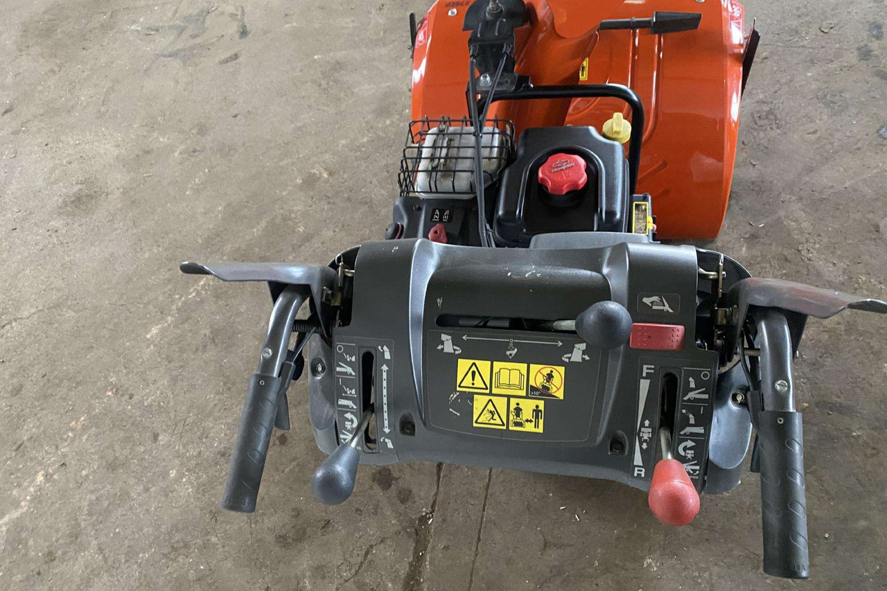 -Kita- Husqvarna ST276EP - Soplador de nieve: foto 4 -Kita- Husqvarna ST276EP - Soplador de nieve: foto 4