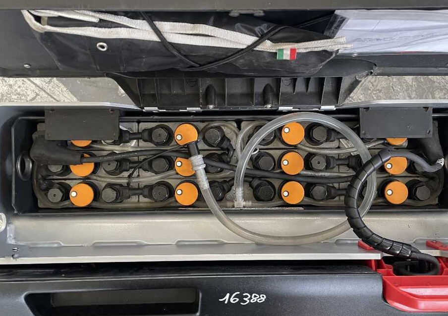 Still ECU 16 - Transpaleta: foto 4 Still ECU 16 - Transpaleta: foto 4