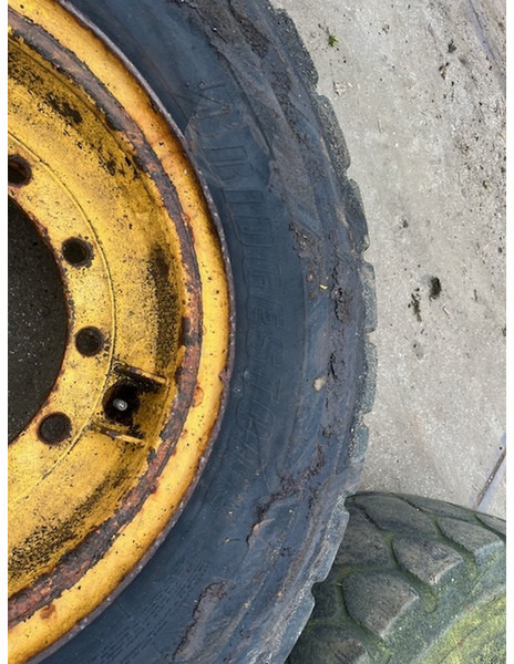 Volvo 17.5R25 - Llanta: foto 4 Volvo 17.5R25 - Llanta: foto 4