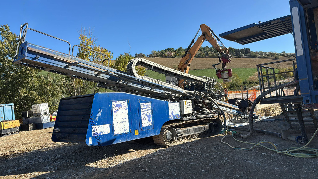 American Auger DD-220T - Perforadora direccional horizontal: foto 3 American Auger DD-220T - Perforadora direccional horizontal: foto 3