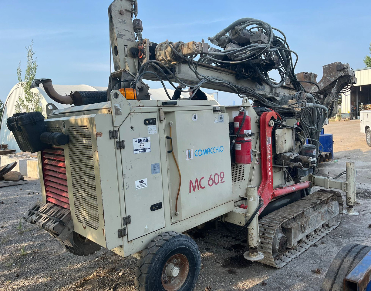 Comacchio MC 602 - Martillo de hinca de pilotes: foto 3 Comacchio MC 602 - Martillo de hinca de pilotes: foto 3