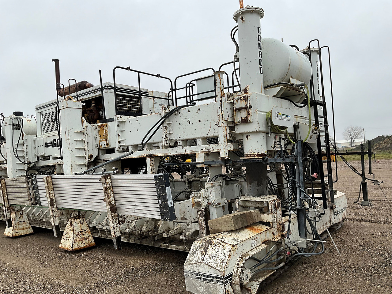 Gomaco GP-2600 - Pavimentadora de asfalto: foto 5 Gomaco GP-2600 - Pavimentadora de asfalto: foto 5