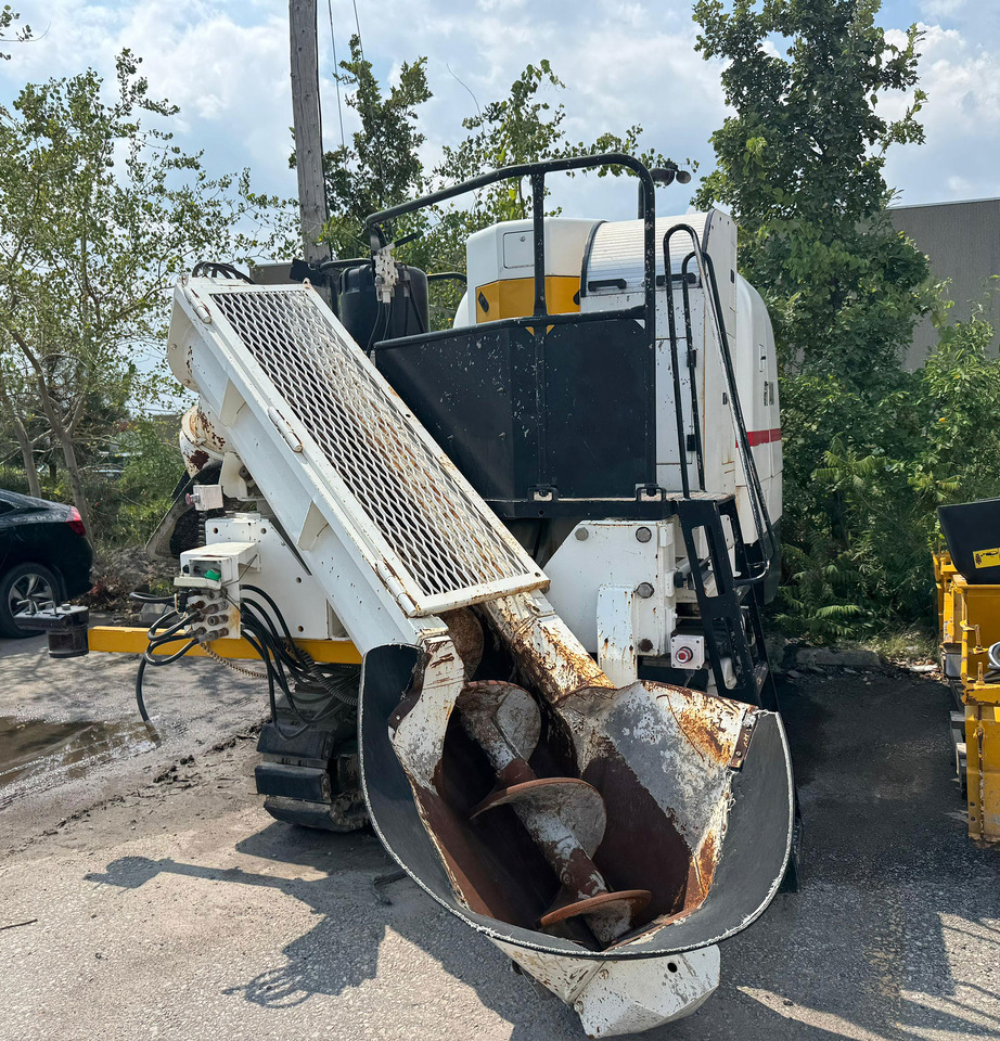 Gomaco GT-3400 - Pavimentadora de asfalto: foto 4 Gomaco GT-3400 - Pavimentadora de asfalto: foto 4