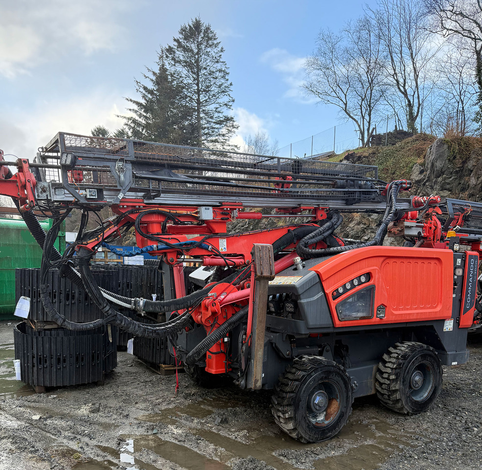 Sandvik Commando DC300Ri - Perforadora: foto 2 Sandvik Commando DC300Ri - Perforadora: foto 2