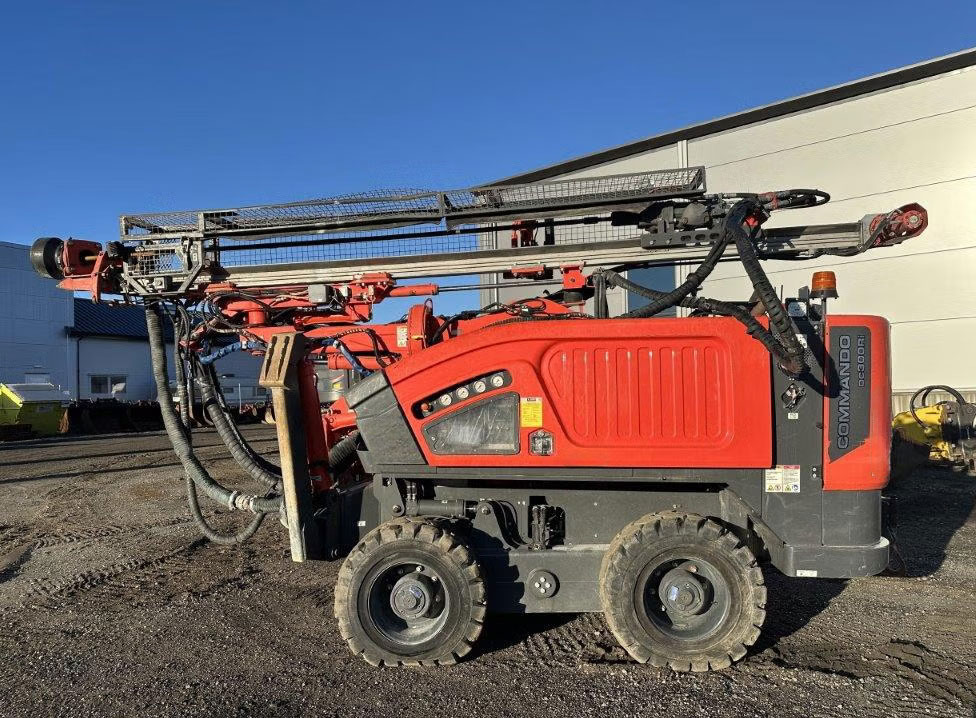 Sandvik Commando DC300Ri - Perforadora: foto 1 Sandvik Commando DC300Ri - Perforadora: foto 1