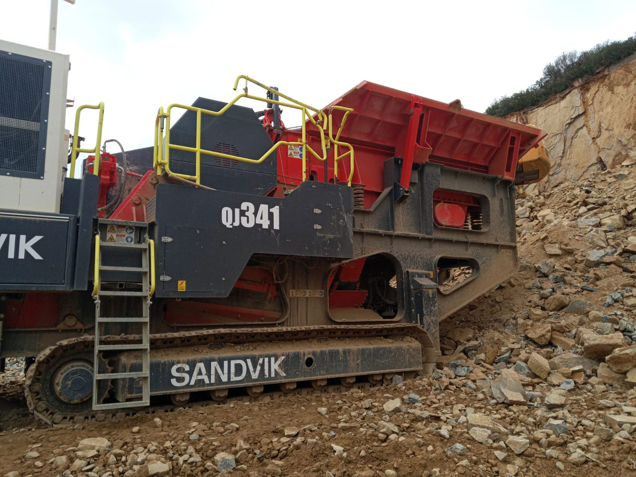 Sandvik QJ341 - Trituradora de mandíbula: foto 4 Sandvik QJ341 - Trituradora de mandíbula: foto 4