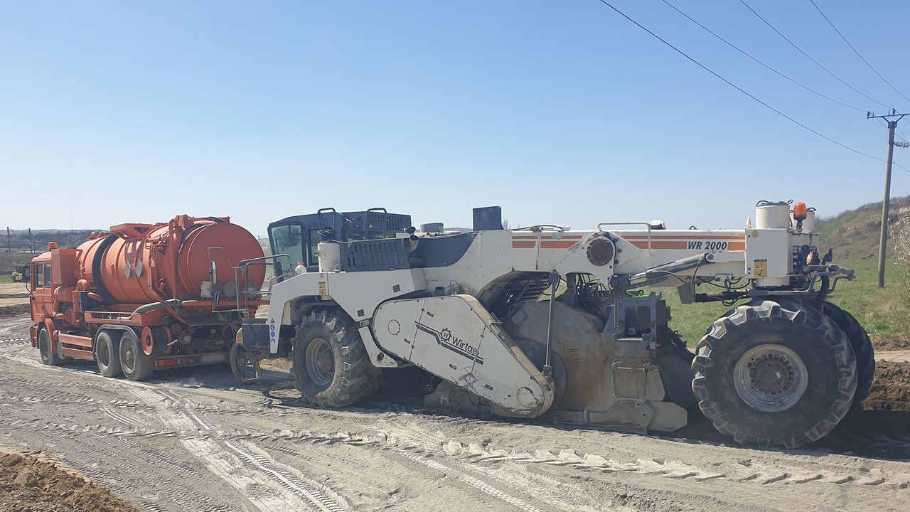 Wirtgen wr 2000 - Estabilizador de suelos: foto 1 Wirtgen wr 2000 - Estabilizador de suelos: foto 1