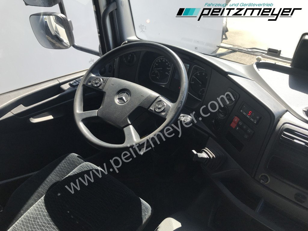 Camión frigorífico MERCEDES-BENZ Atego 1530 L Tiefkühlkoffer m. LBW, Thermoking T 1200 faltb. LBW 1,5 t., Seitentür, Trennwand: foto 22 Camión frigorífico MERCEDES-BENZ Atego 1530 L Tiefkühlkoffer m. LBW, Thermoking T 1200 faltb. LBW 1,5 t., Seitentür, Trennwand: foto 22