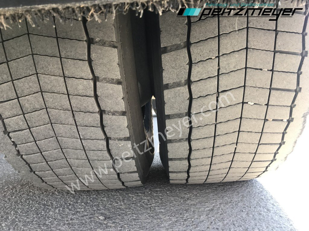 Camión frigorífico MERCEDES-BENZ Atego 1530 L Tiefkühlkoffer m. LBW, Thermoking T 1200 faltb. LBW 1,5 t., Seitentür, Trennwand: foto 36 Camión frigorífico MERCEDES-BENZ Atego 1530 L Tiefkühlkoffer m. LBW, Thermoking T 1200 faltb. LBW 1,5 t., Seitentür, Trennwand: foto 36