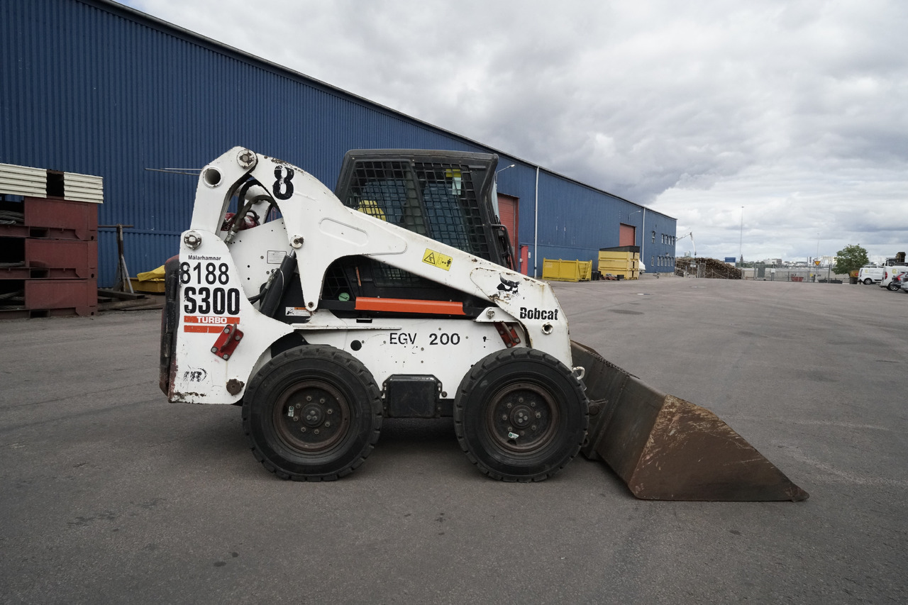 BOBCAT S300 turbo - Minicargadora: foto 5 BOBCAT S300 turbo - Minicargadora: foto 5