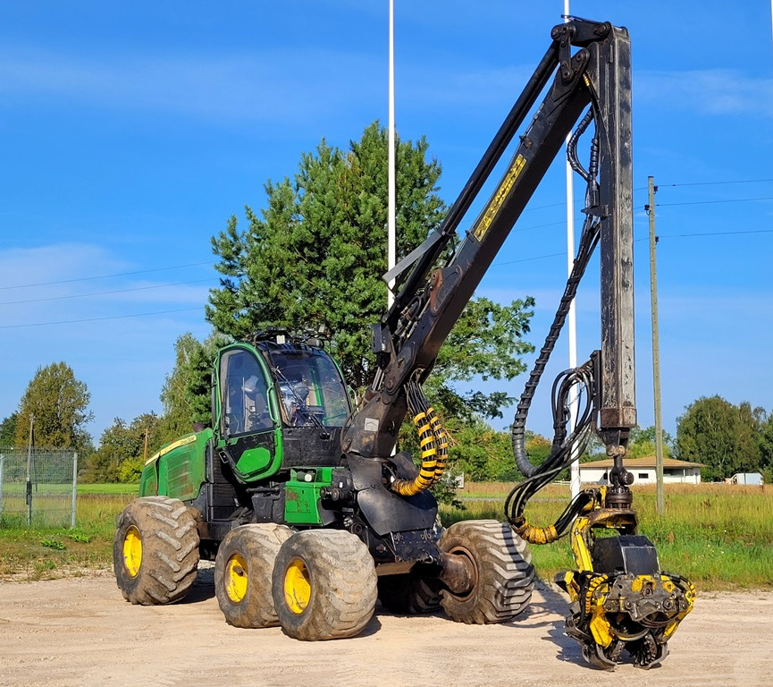 JOHN DEERE 1070 E - Procesadora forestal: foto 3 JOHN DEERE 1070 E - Procesadora forestal: foto 3