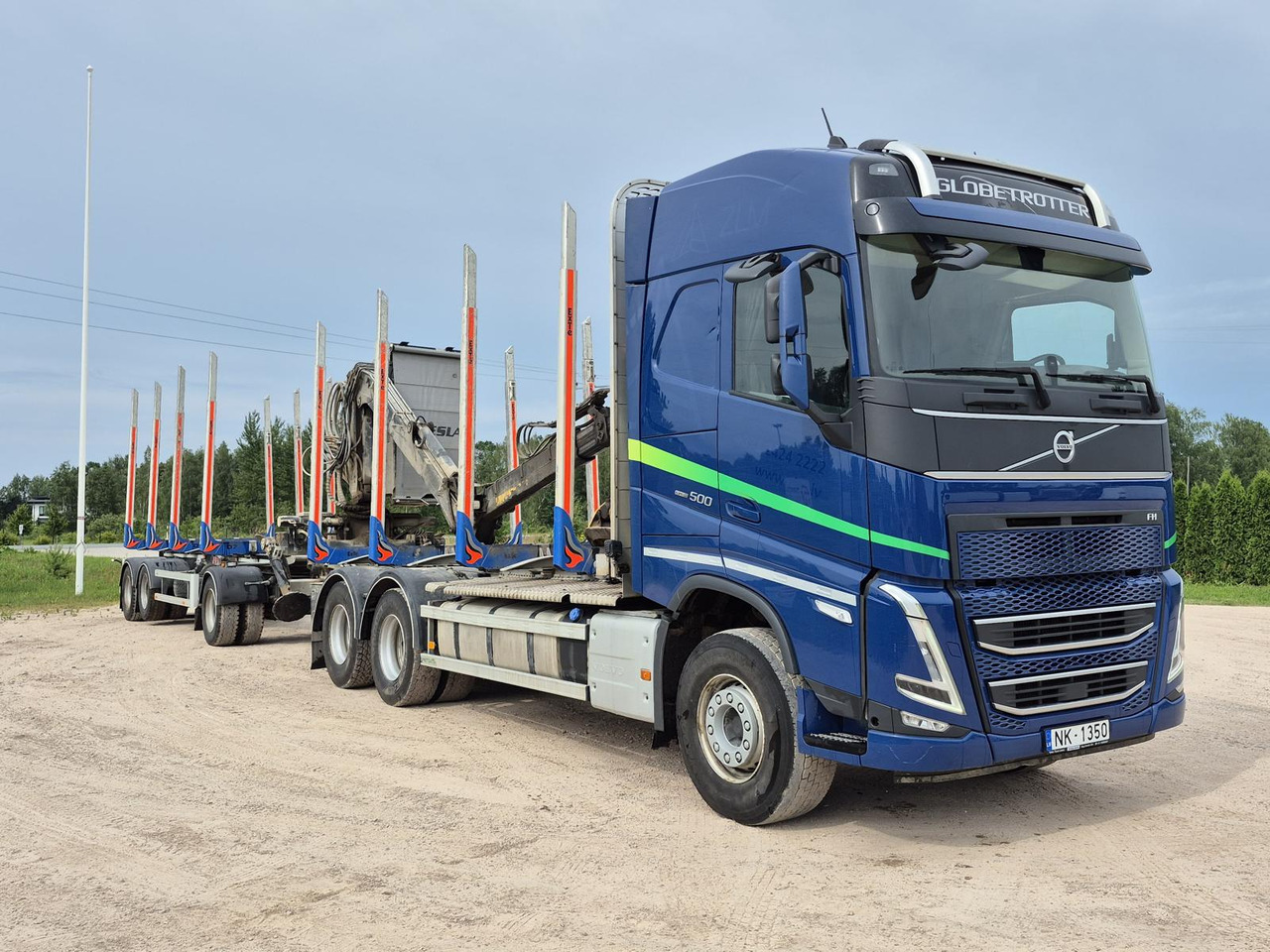 VOLVO FH500 JYKI V31 Kesla - Camión forestal: foto 1 VOLVO FH500 JYKI V31 Kesla - Camión forestal: foto 1
