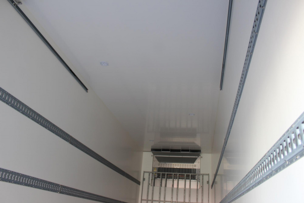 Chereau 1-Achs City Trailer CV 1550 Strom Neuwertig - Semirremolque frigorífico: foto 2 Chereau 1-Achs City Trailer CV 1550 Strom Neuwertig - Semirremolque frigorífico: foto 2