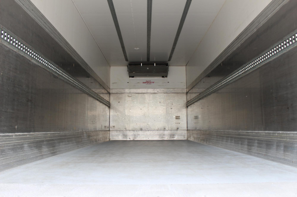 Daf LF 310 E6 CS 1050 Silent Tür+LBW Strom FRC 2028 - Camión frigorífico: foto 2 Daf LF 310 E6 CS 1050 Silent Tür+LBW Strom FRC 2028 - Camión frigorífico: foto 2