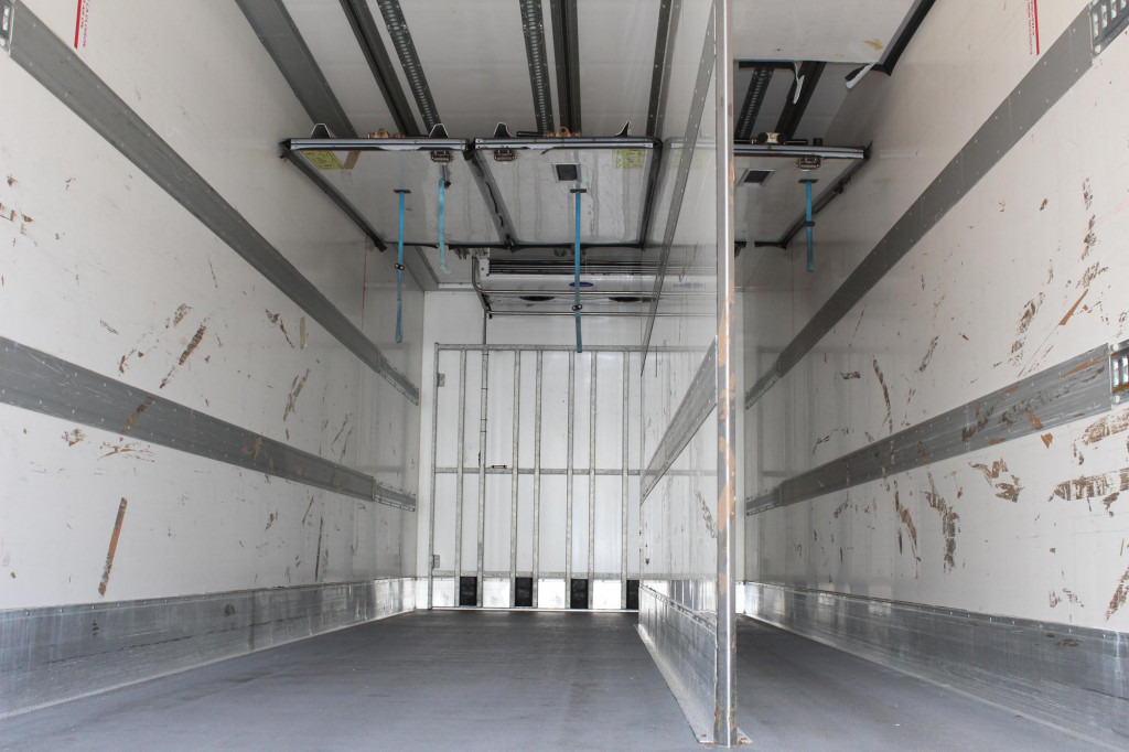 Mercedes-Benz Antos 2536 E6 CS 1250Mt Tri-temp LBW TW ATP - Camión frigorífico: foto 4 Mercedes-Benz Antos 2536 E6 CS 1250Mt Tri-temp LBW TW ATP - Camión frigorífico: foto 4