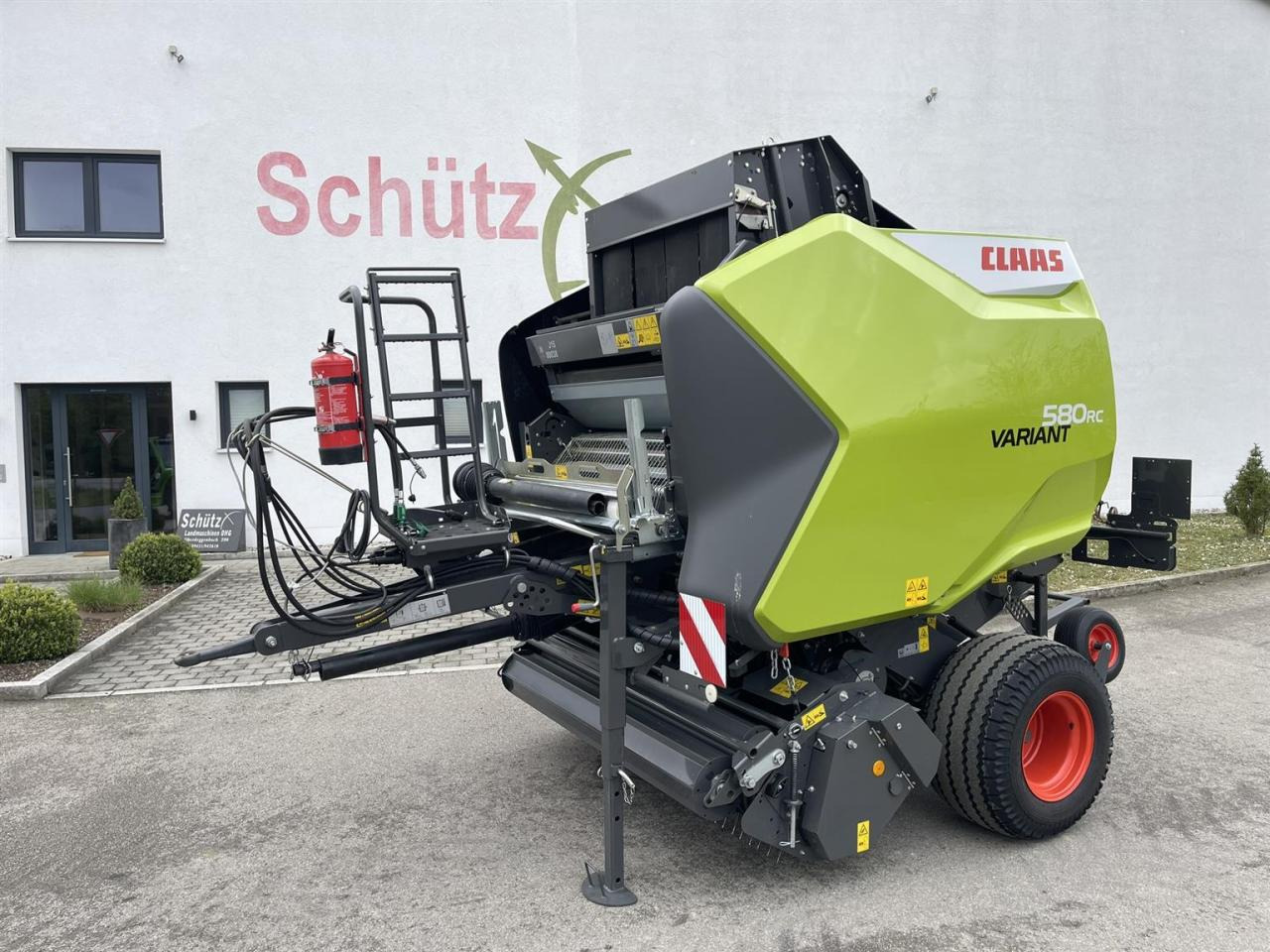 CLAAS neuwertige Rundballenpresse Variant 580 RC Pro, ca. 1003 Ballen, Bj. 2023 - Rotoempacadora: foto 1 CLAAS neuwertige Rundballenpresse Variant 580 RC Pro, ca. 1003 Ballen, Bj. 2023 - Rotoempacadora: foto 1