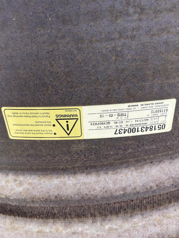 Fendt 16X38 / 10 Loch Felge - Llanta: foto 5 Fendt 16X38 / 10 Loch Felge - Llanta: foto 5