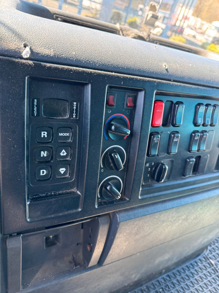 Camión de basura Mercedes-Benz Econic 2633 6x2 Faun Variopress 522 + Zoeller: foto 14