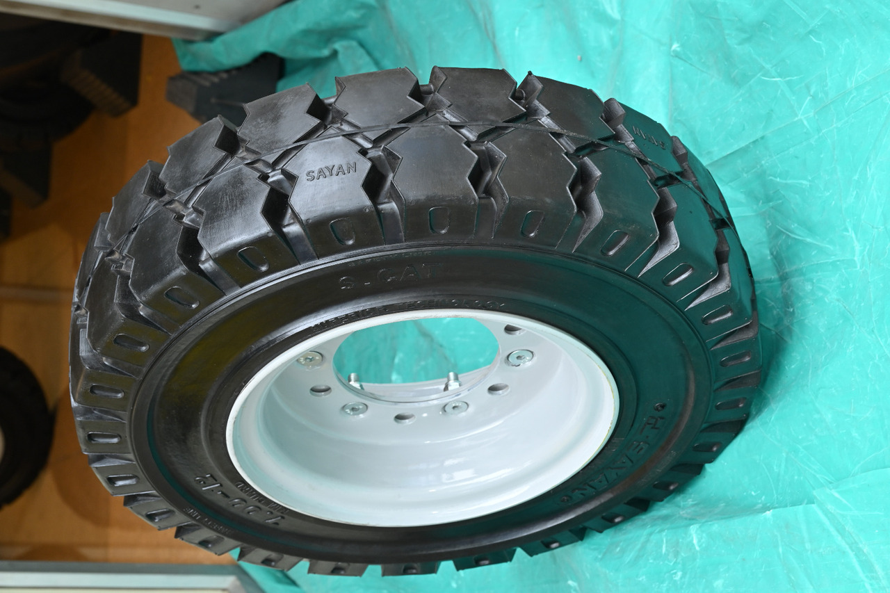 EuroSolid 6.50-10 - Rueda completa para Tractor de equipaje: foto 2 EuroSolid 6.50-10 - Rueda completa para Tractor de equipaje: foto 2