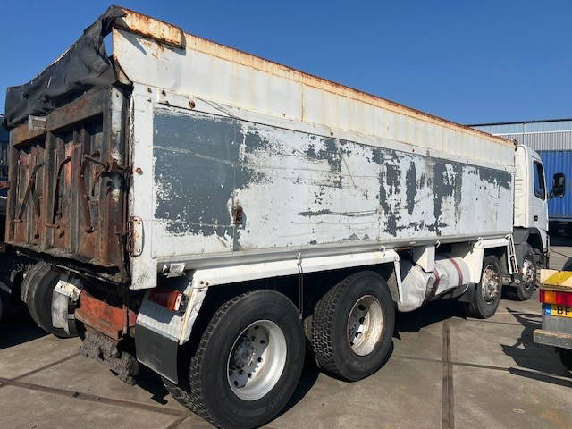 Volvo FM 12 FM12 8x4 - Camión volquete: foto 4 Volvo FM 12 FM12 8x4 - Camión volquete: foto 4