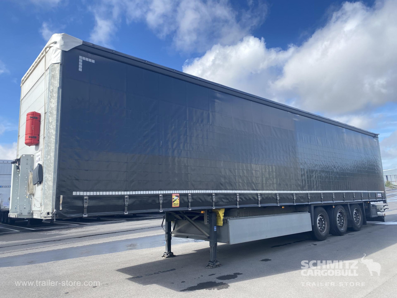 SCHMITZ Curtainsider Standard - Semirremolque lona: foto 1 SCHMITZ Curtainsider Standard - Semirremolque lona: foto 1