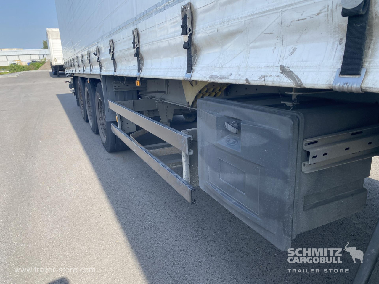 SCHMITZ Curtainsider Standard Taillift - Semirremolque lona: foto 4 SCHMITZ Curtainsider Standard Taillift - Semirremolque lona: foto 4