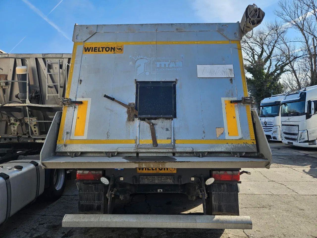 Wielton NW-3 38m3 Lifting Axle, Alloy w. - Semirremolque volquete: foto 4 Wielton NW-3 38m3 Lifting Axle, Alloy w. - Semirremolque volquete: foto 4