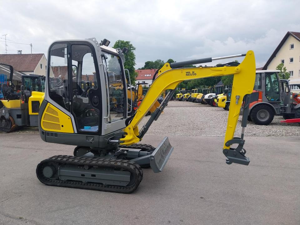 Minibagger Neuson Wacker ET 24 VDS Bagger Kettenbagger - Miniexcavadora: foto 3 Minibagger Neuson Wacker ET 24 VDS Bagger Kettenbagger - Miniexcavadora: foto 3