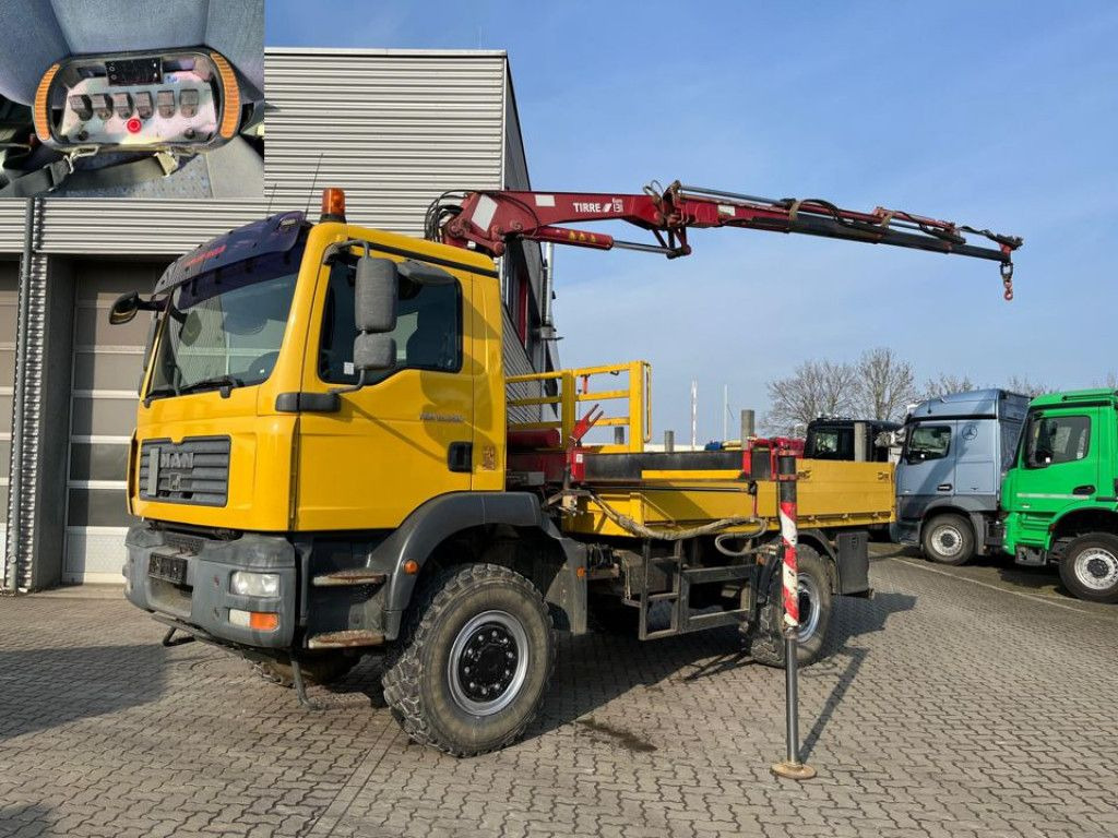 MAN TG-M 18.280 4x4 Pritsche Kran Singelreifen Funkf - Camión grúa, Camión caja abierta: foto 3 MAN TG-M 18.280 4x4 Pritsche Kran Singelreifen Funkf - Camión grúa, Camión caja abierta: foto 3