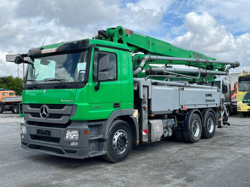 Mercedes-Benz Actros 2641 6x4 Betonpumpe Schwing S 36 X nur 2 - Camión bomba de hormigón: foto 2 Mercedes-Benz Actros 2641 6x4 Betonpumpe Schwing S 36 X nur 2 - Camión bomba de hormigón: foto 2