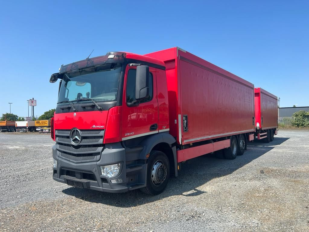 Mercedes-Benz Antos 2540 L 6x2 Pritsche LBW Getränke 8,2m, 2to - Camión lona: foto 1 Mercedes-Benz Antos 2540 L 6x2 Pritsche LBW Getränke 8,2m, 2to - Camión lona: foto 1