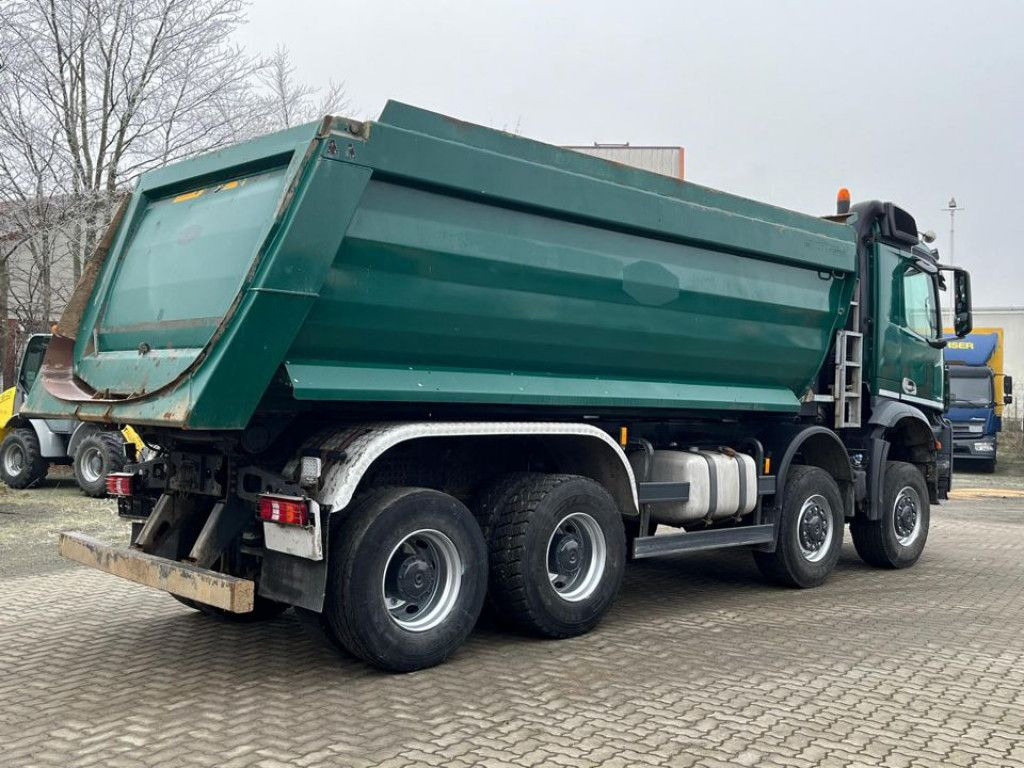 Mercedes-Benz Arocs 4145 8x8 4 Achs Muldenkipper Meiller - Camión volquete: foto 5 Mercedes-Benz Arocs 4145 8x8 4 Achs Muldenkipper Meiller - Camión volquete: foto 5