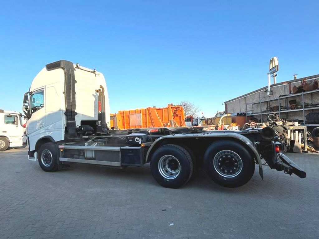 Volvo FH 500 6x2 Abrollkipper Funkfernbedienung - Camión multibasculante: foto 3 Volvo FH 500 6x2 Abrollkipper Funkfernbedienung - Camión multibasculante: foto 3