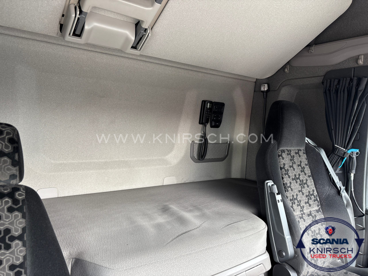 SCANIA R450A4x2NA / Highline / LED / Retarder - Cabeza tractora: foto 3 SCANIA R450A4x2NA / Highline / LED / Retarder - Cabeza tractora: foto 3
