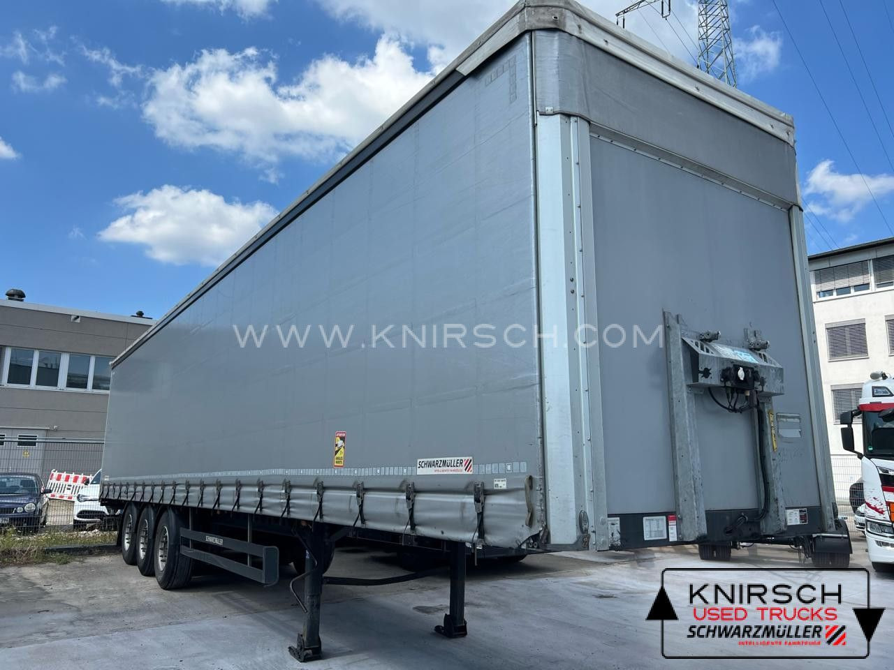 Schwarzmüller Pritschenauflueger RH150, Liftache, SAF - Semirremolque lona: foto 1 Schwarzmüller Pritschenauflueger RH150, Liftache, SAF - Semirremolque lona: foto 1
