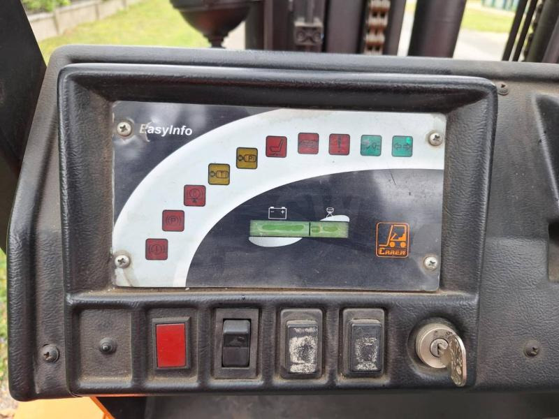 Carretilla elevadora eléctrica Carer R45N5: foto 15 Carretilla elevadora eléctrica Carer R45N5: foto 15