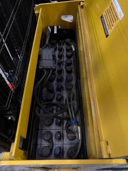 Apilador Yale MS12X: foto 12 Apilador Yale MS12X: foto 12