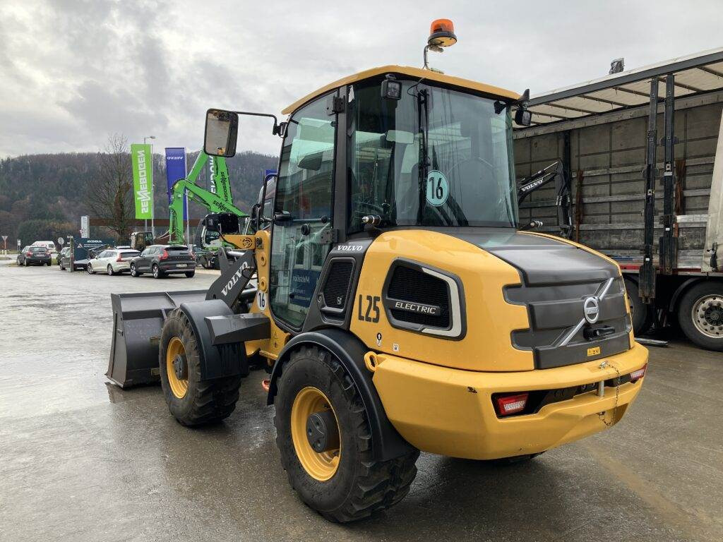 Volvo L25H Electric - Minicargadora: foto 3 Volvo L25H Electric - Minicargadora: foto 3