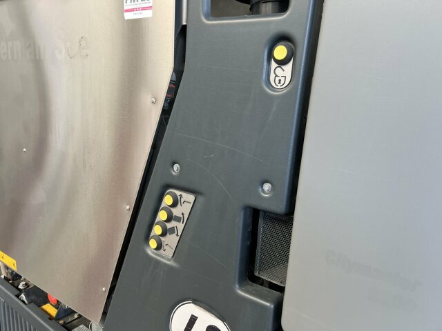 Hako Citymaster CM 2200 Kehrmaschine 2 m³ - Barredora vial: foto 3 Hako Citymaster CM 2200 Kehrmaschine 2 m³ - Barredora vial: foto 3