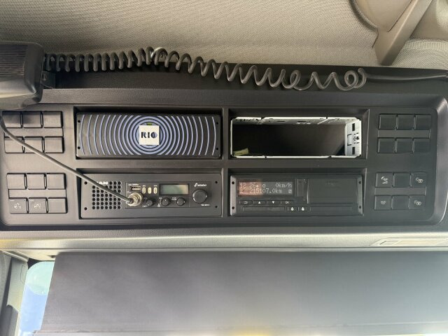 MAN TGS 32.470 8x4 Muldenkipper Schmitz elekt. Plane - Camión volquete: foto 4 MAN TGS 32.470 8x4 Muldenkipper Schmitz elekt. Plane - Camión volquete: foto 4