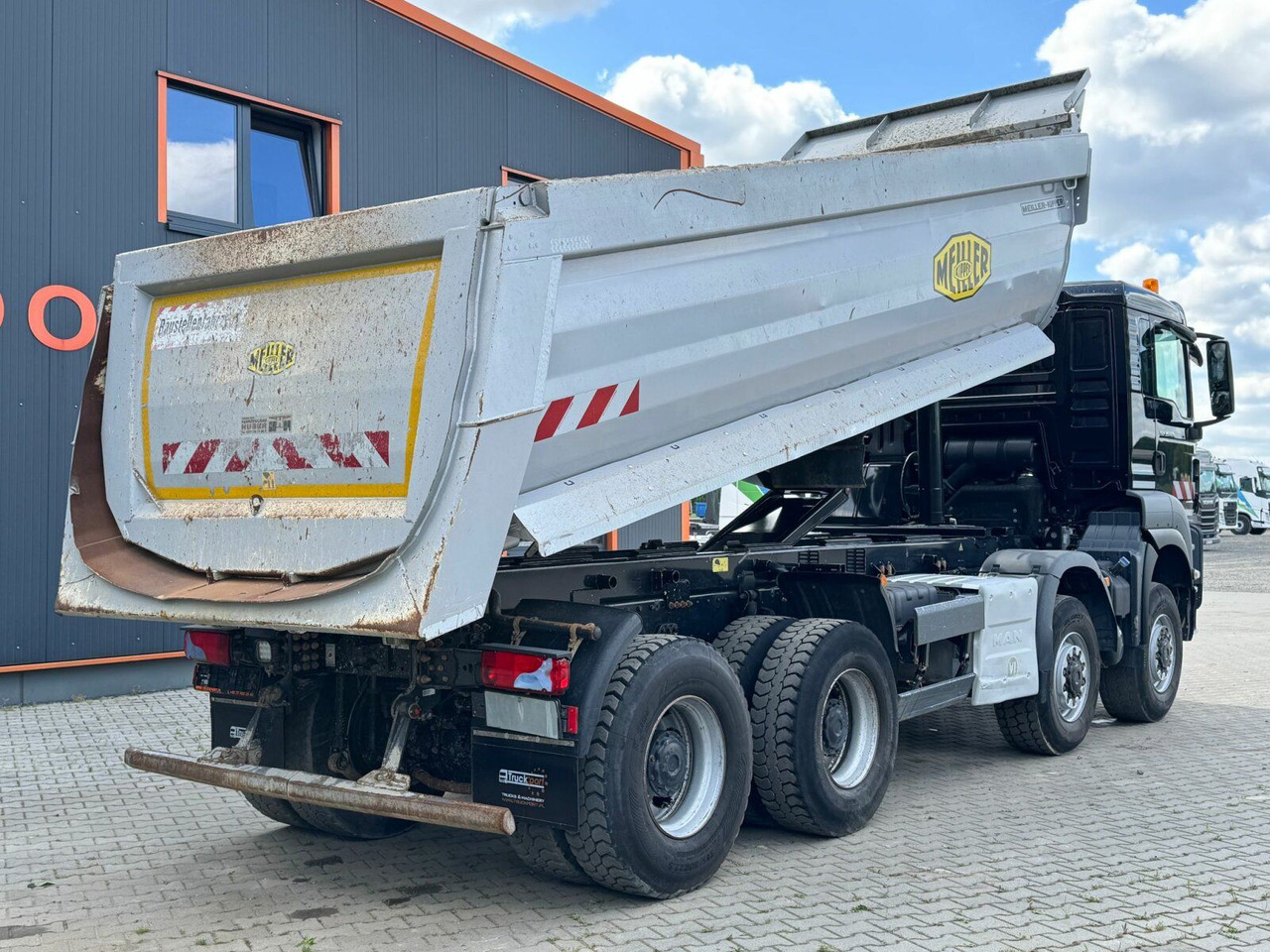 MAN TGS 35.460 8x6 BB Muldenkipper Meiller MAN TGS 35.460 8x6 BB Muldenkipper Meiller - Camión volquete: foto 5 MAN TGS 35.460 8x6 BB Muldenkipper Meiller MAN TGS 35.460 8x6 BB Muldenkipper Meiller - Camión volquete: foto 5