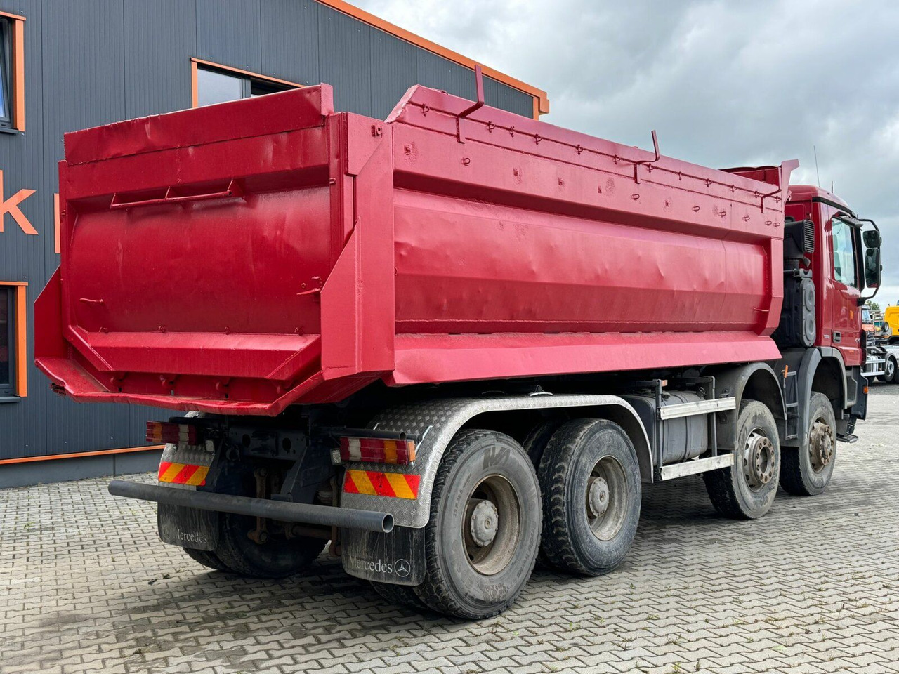 Mercedes-Benz ACTROS 4141 EURO4 8x8 Muldenkipper - Camión volquete: foto 5 Mercedes-Benz ACTROS 4141 EURO4 8x8 Muldenkipper - Camión volquete: foto 5