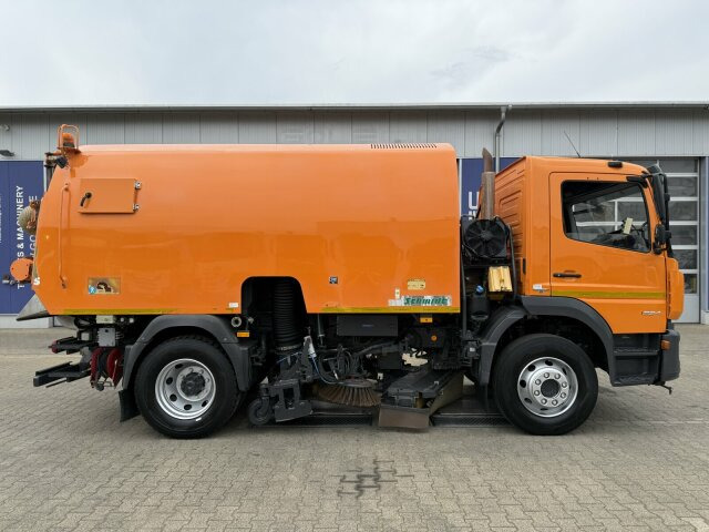 Barredora vial Mercedes-Benz Atego 1324 4x2 Kehrmaschine Schmidt SKF S7B 7 m³: foto 8